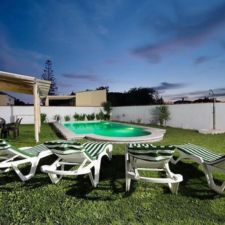 Chalet Isla Del Sotillo ชิกลานา เด ลา ฟรอนเตรา ภายนอก รูปภาพ